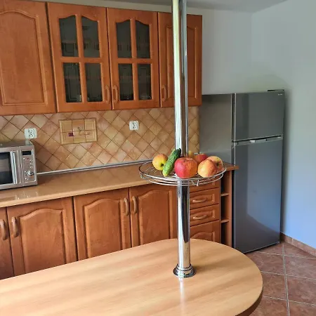 Pod Wieżą Sky Walk *